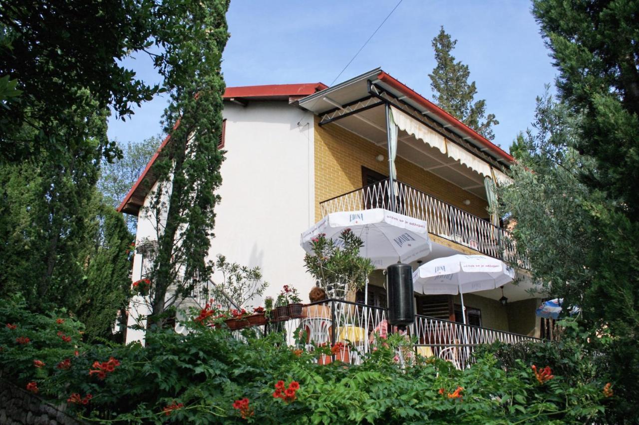 Apartments With A Parking Space Selce, Crikvenica - 5531 Buitenkant foto