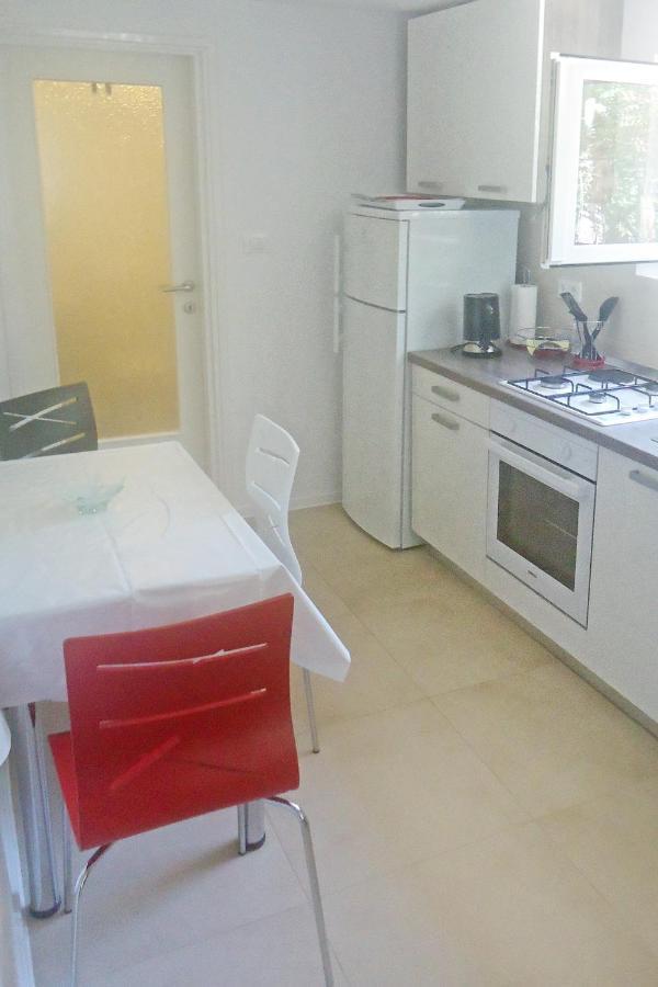 Apartments With A Parking Space Selce, Crikvenica - 5531 Buitenkant foto