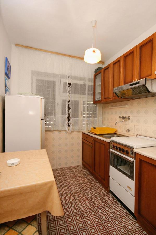 Apartments With A Parking Space Selce, Crikvenica - 5531 Buitenkant foto